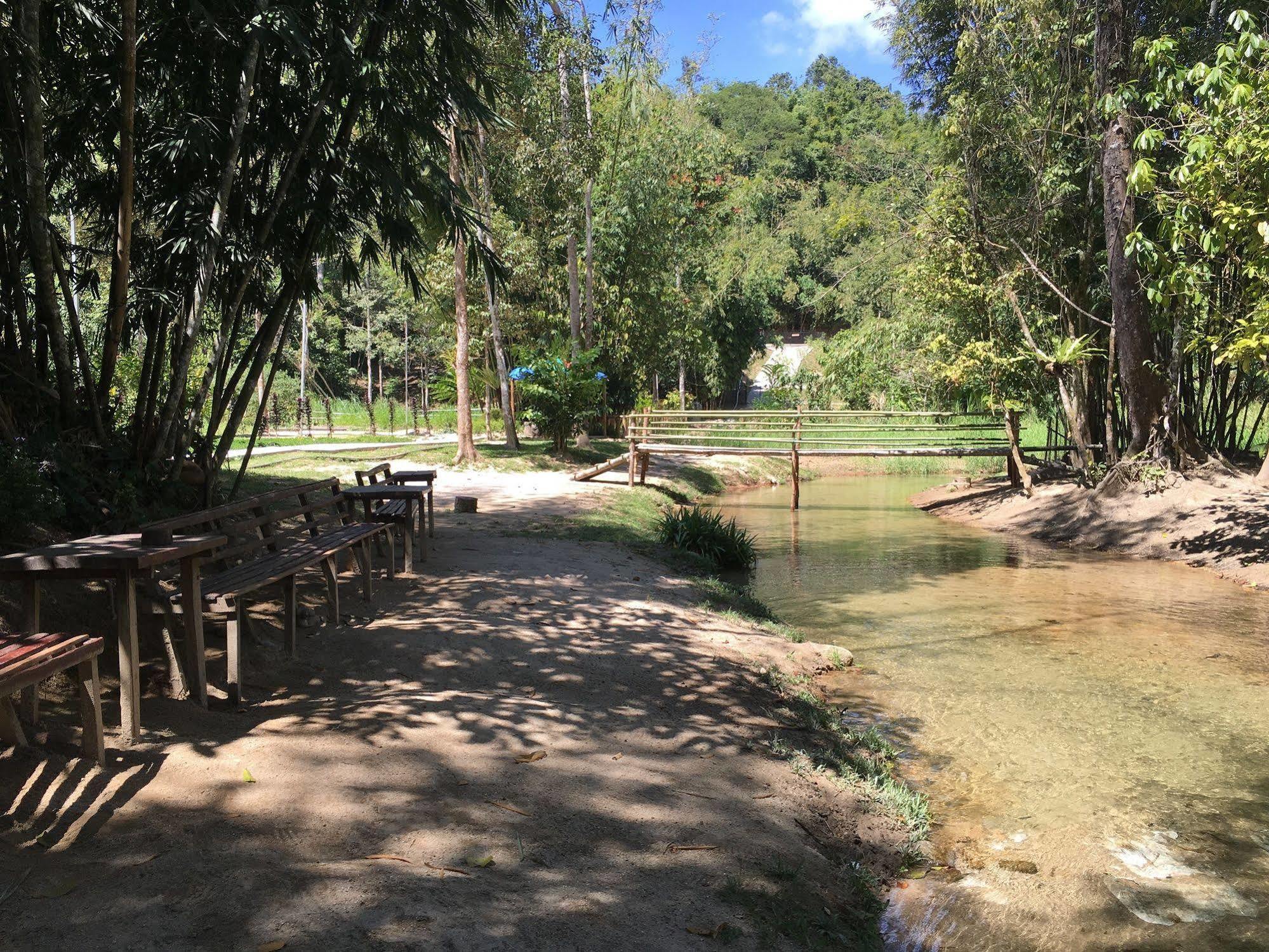 Rain Forest Inn Ringlet 외부 사진